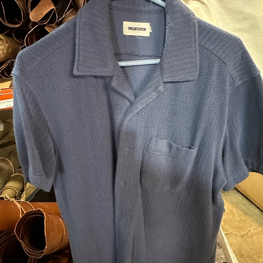Taylor Stitch short sleeve shirt